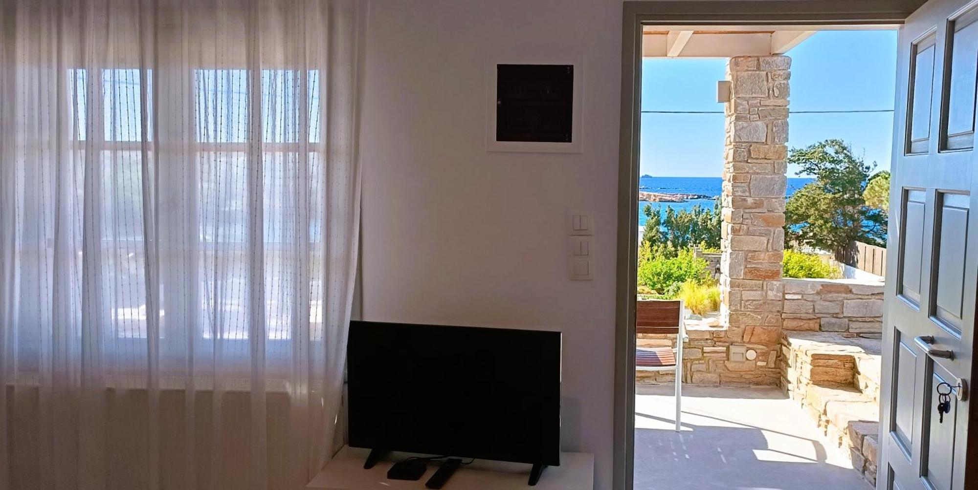 Nesaea Seafront House Villa Parasporos Dış mekan fotoğraf