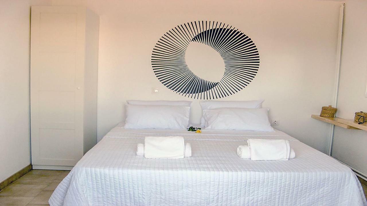 Nesaea Seafront House Villa Parasporos Dış mekan fotoğraf