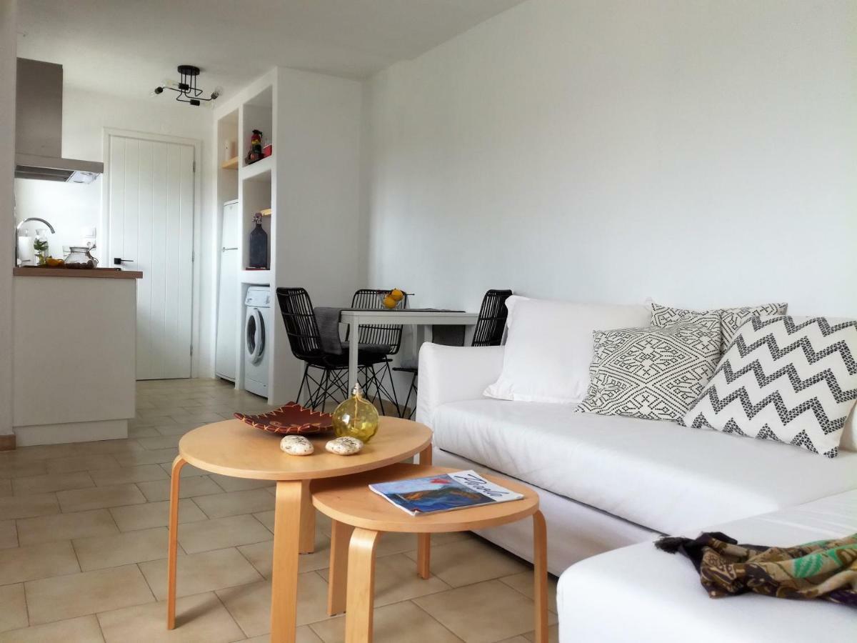 Nesaea Seafront House Villa Parasporos Dış mekan fotoğraf